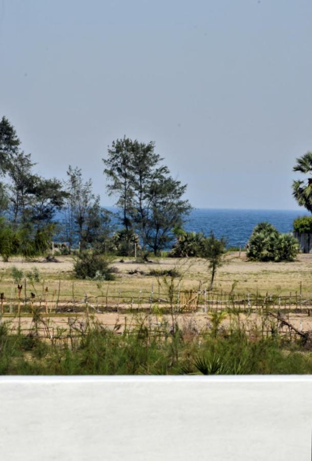 Dkv Beach View Bahur Exteriör bild